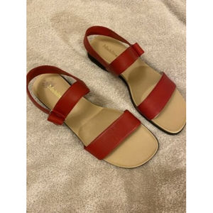 Red Leather Upper Madeline Comfort Liddy Sandals Size 9.5M 1” Heel Rubber New